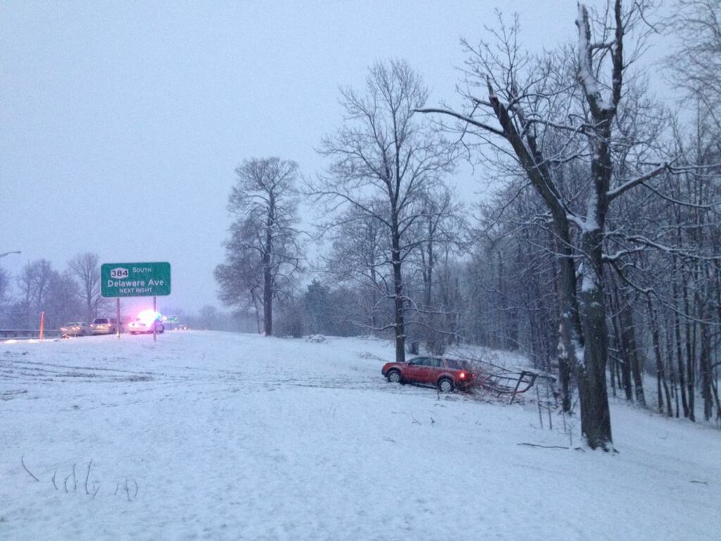 Slick Roads Create Difficult Tuesday Morning Commute | wgrz.com