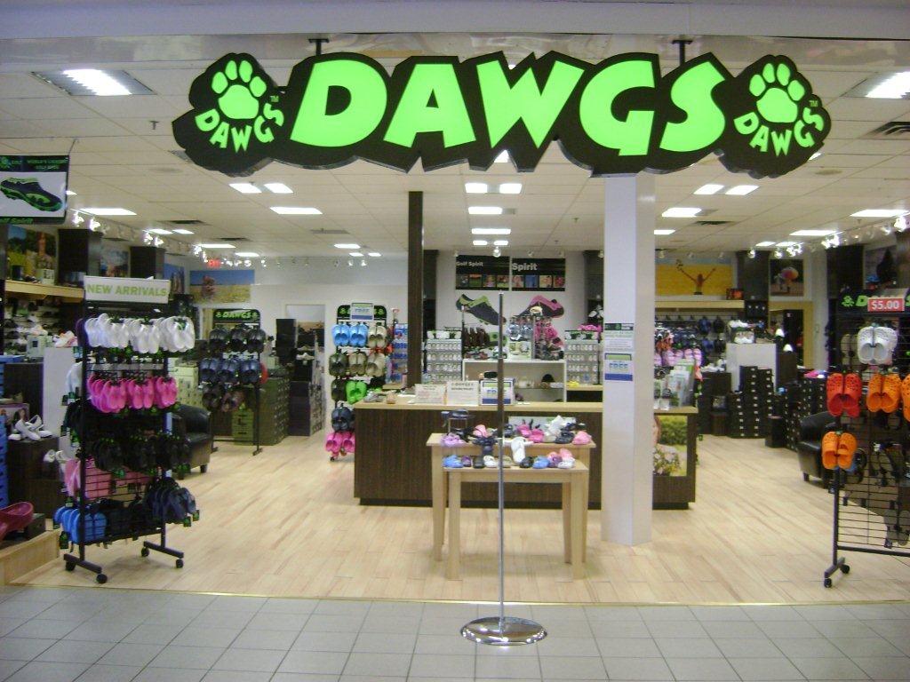 Dawgs sandals sales