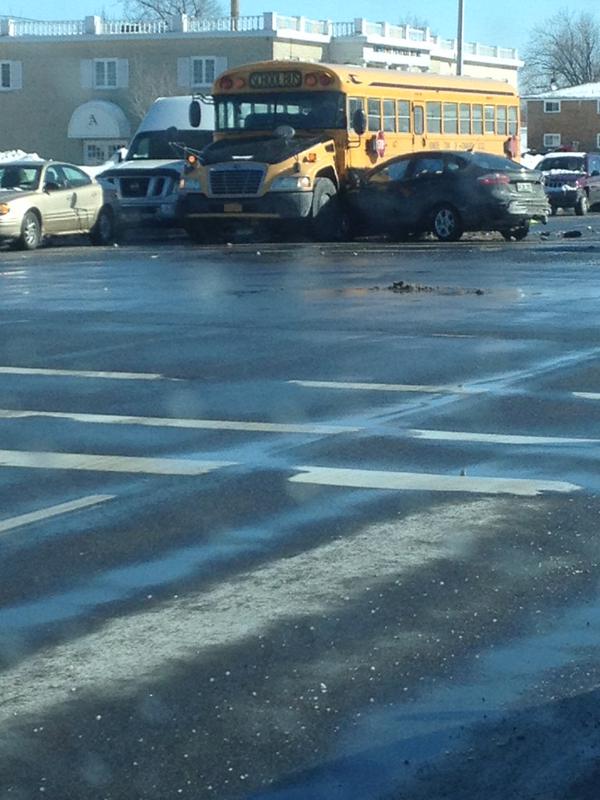 Three injured in Town of Tonawanda accident