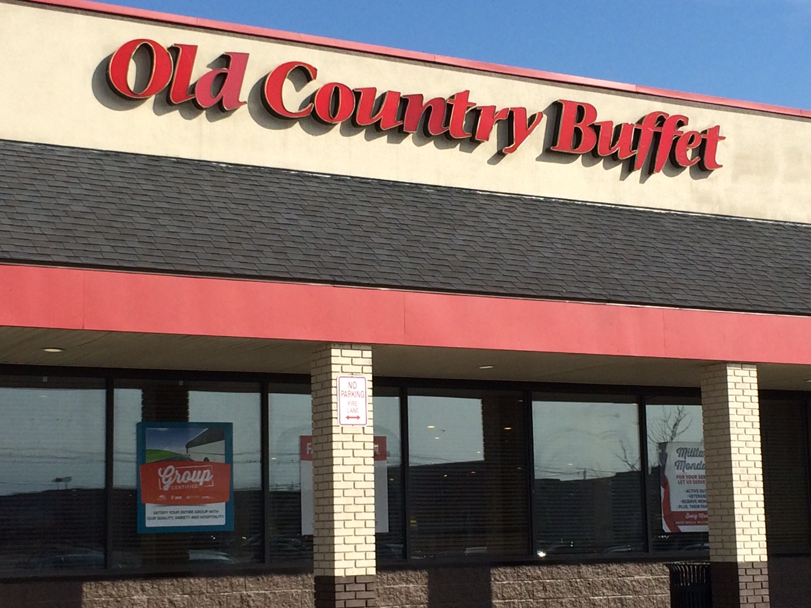 Country Buffet closed, assets auctioned | wgrz.com