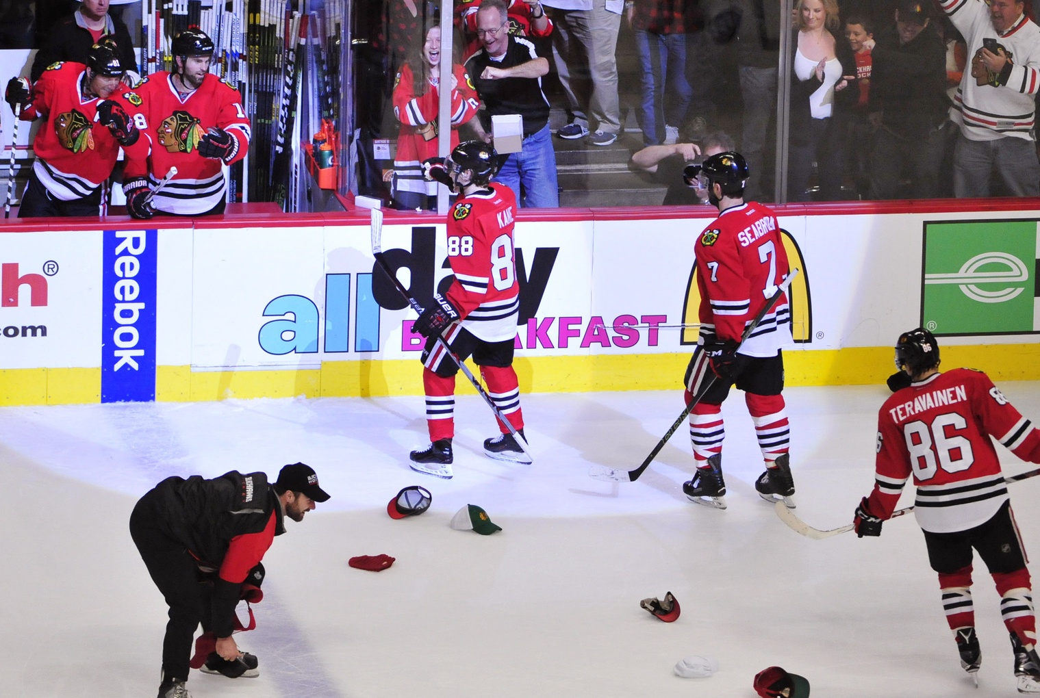 Patrick Kane & Jonathan Toews reach another milestone with the