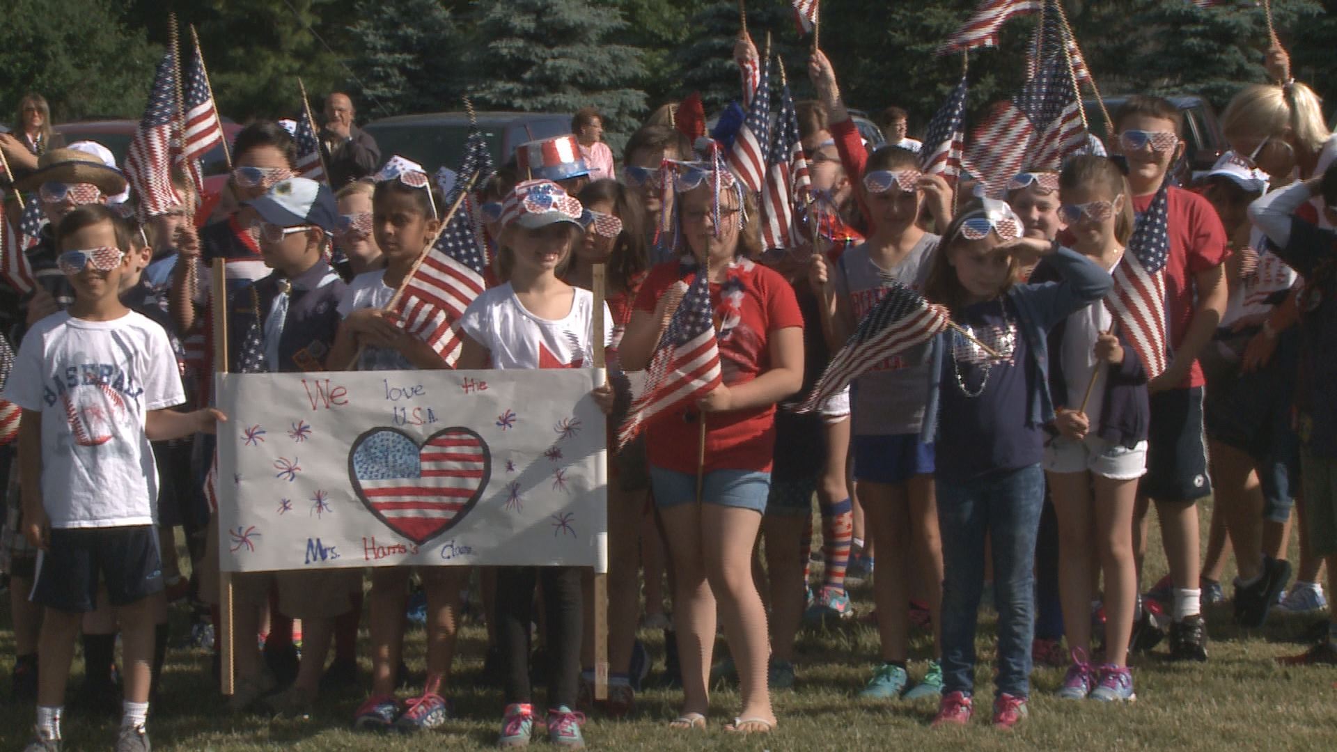 Sheridan school's parade benefits Honor Flight