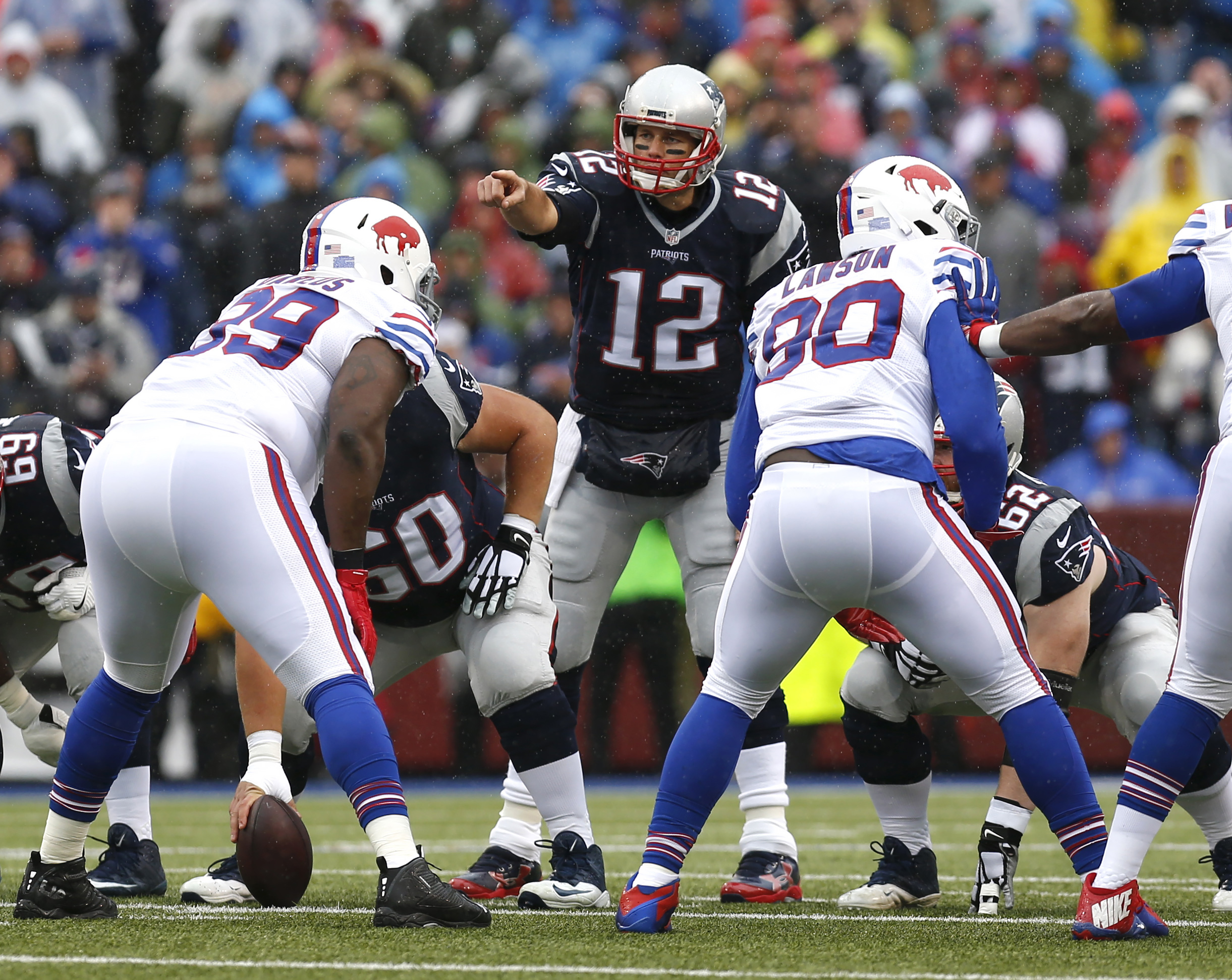 Brady throws 4 TDs in Patriots 41-25 win over Buffalo Bills