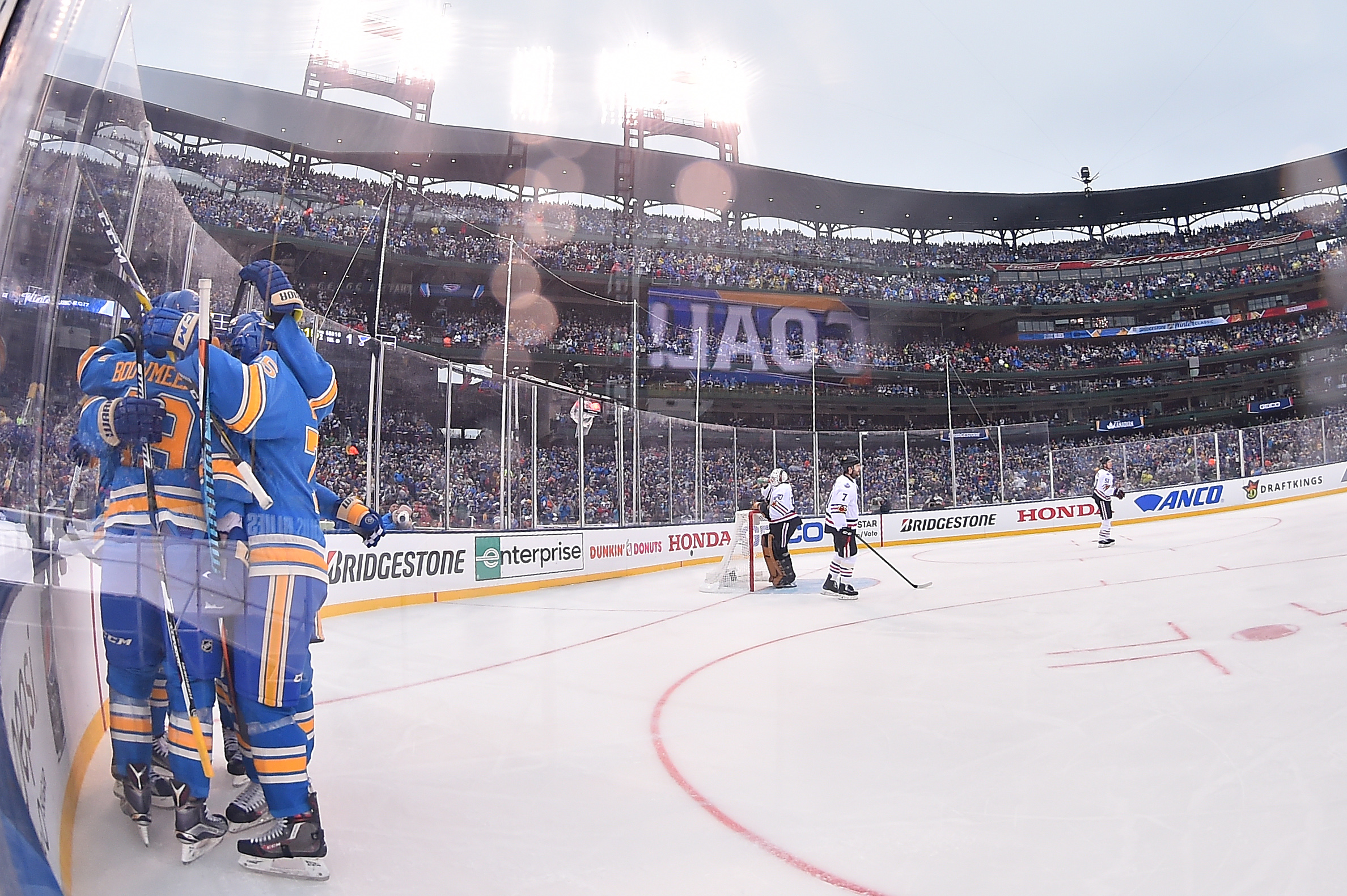 Chicago Blackhawks vs. St. Louis Blues 2017 NHL Winter Classic