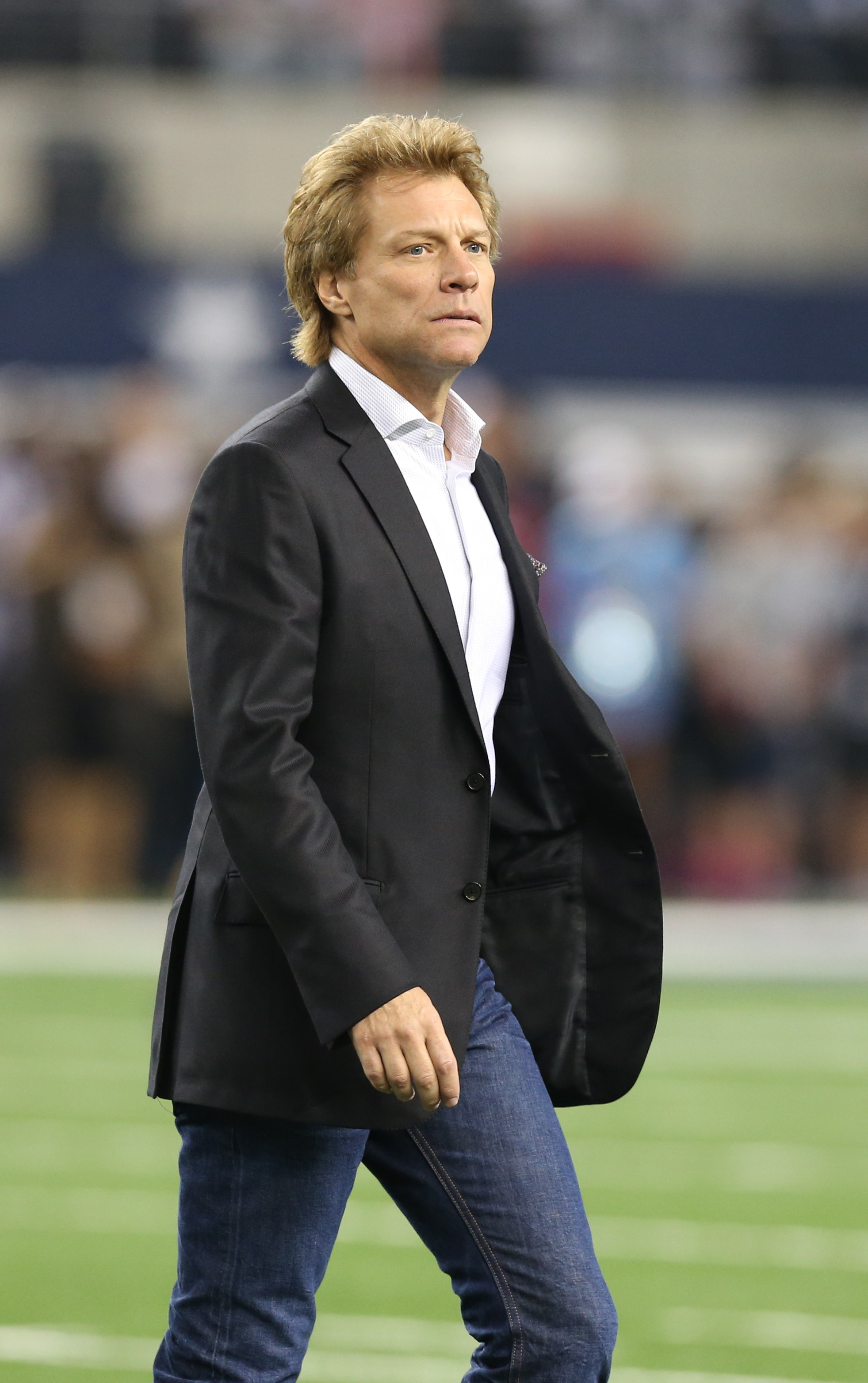 Report: Bon Jovi, Trump, Violate NDA in Bills Sale | wgrz.com